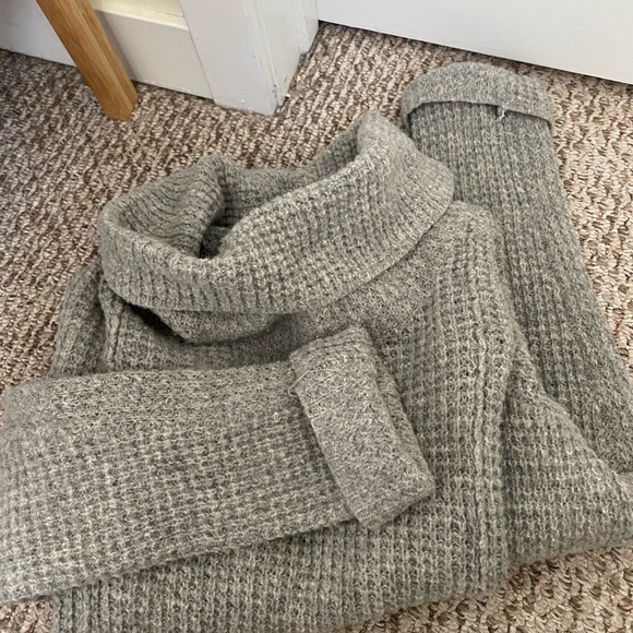 Free people grey sweater - Picture 1 of 4